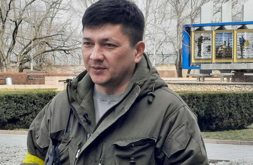 РФ вдарила по Миколаєву "Іскандером" з касетною частиною: є загиблий та багато поранених РФ вдарила по Миколаєву "Іскандером" з касетною частиною: є загиблий та багато поранених